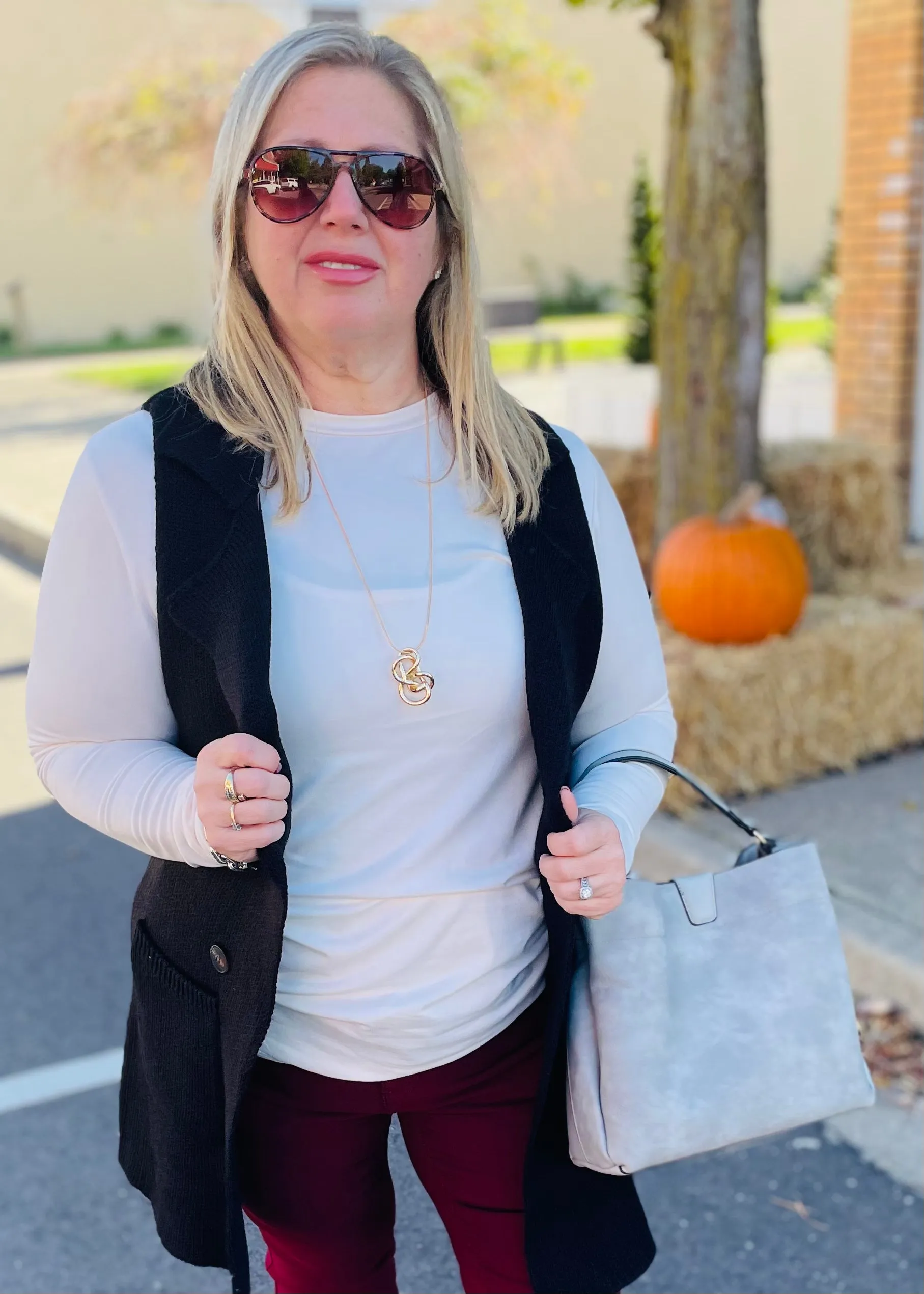 Black Sleeveless Long Sweater Vest