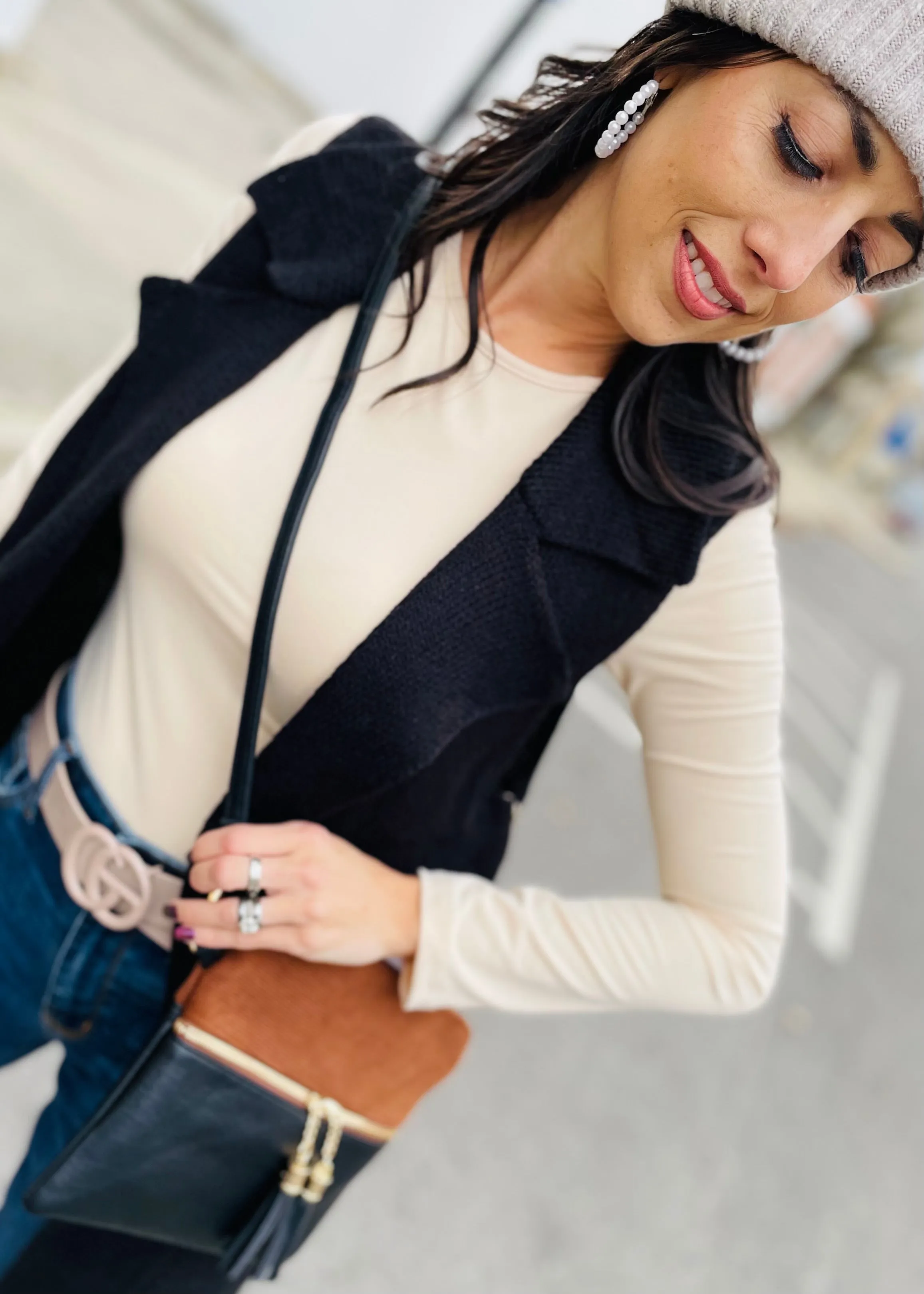 Black Sleeveless Long Sweater Vest
