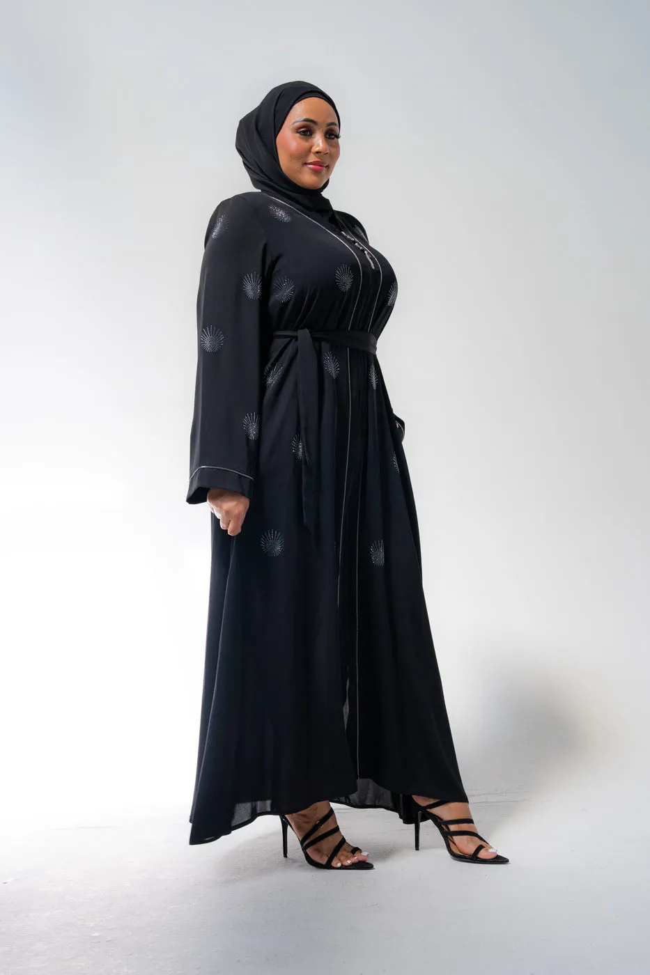 Inaya Abaya