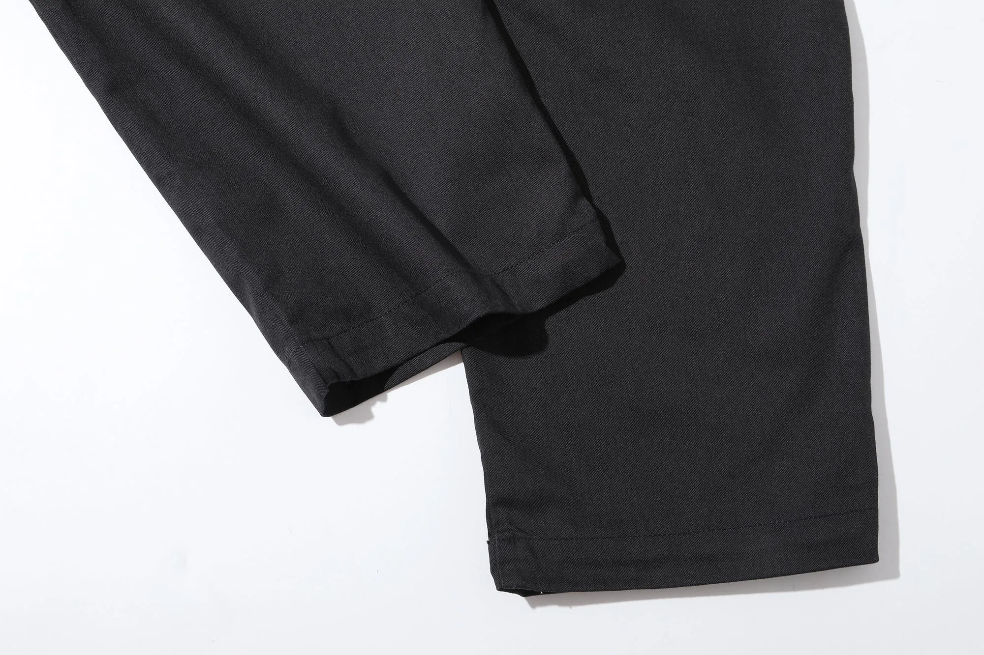Incense Harbour Cotton Twill Tuck Pants - Black