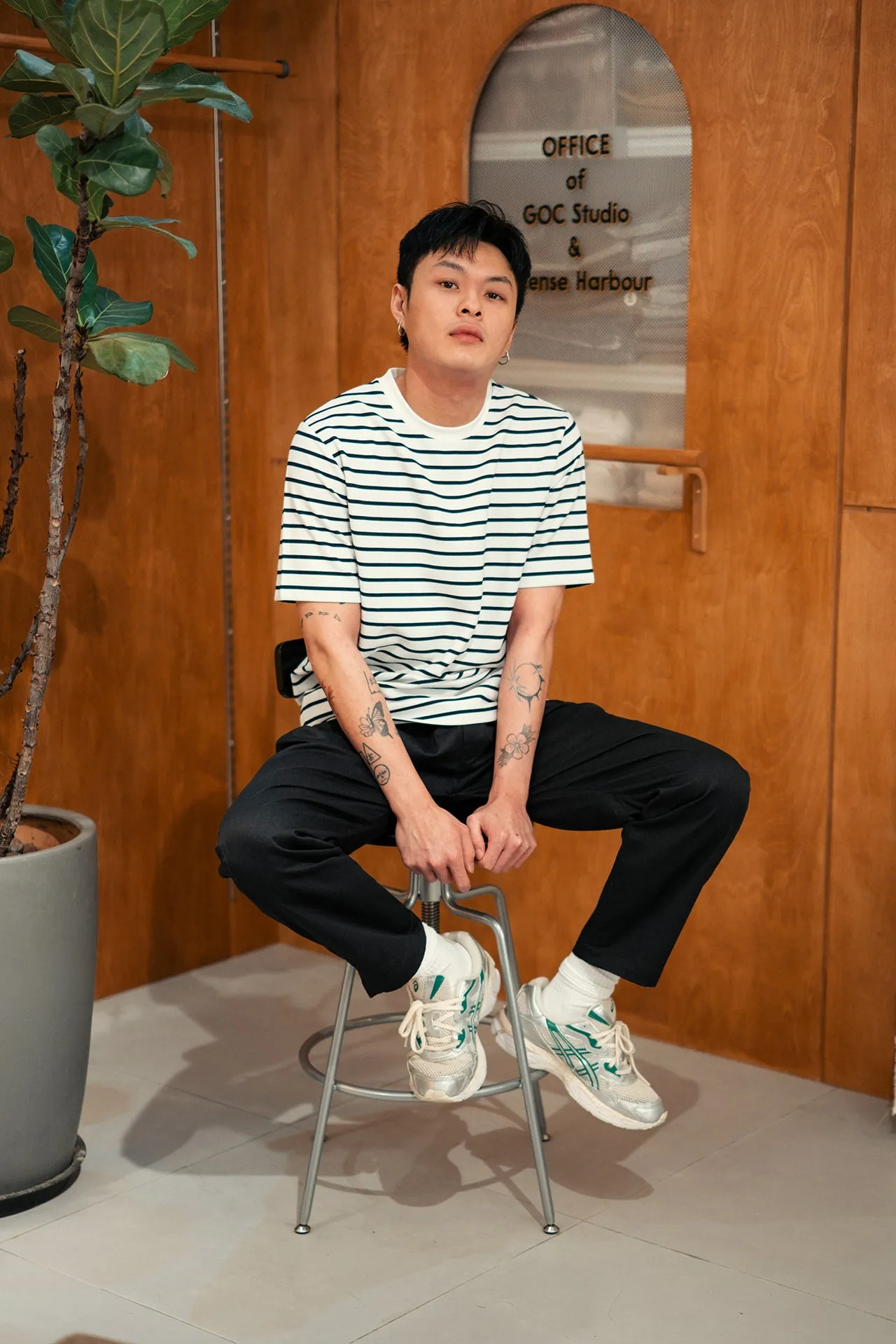Incense Harbour Cotton Twill Tuck Pants - Black