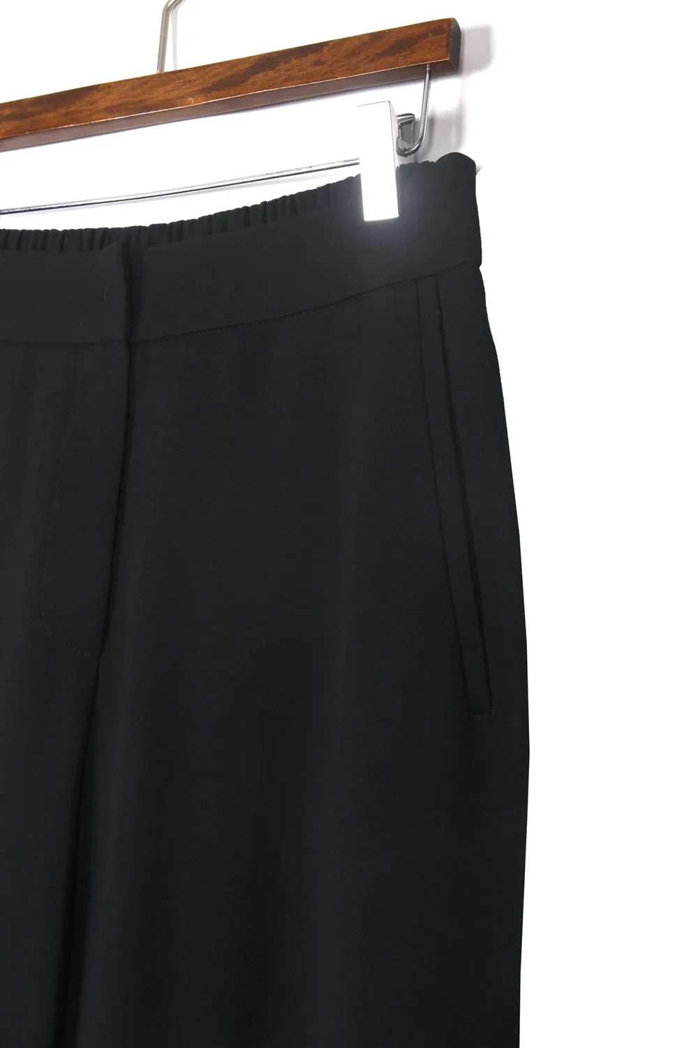 Mabel Back Pocket Relaxed Fit Pants