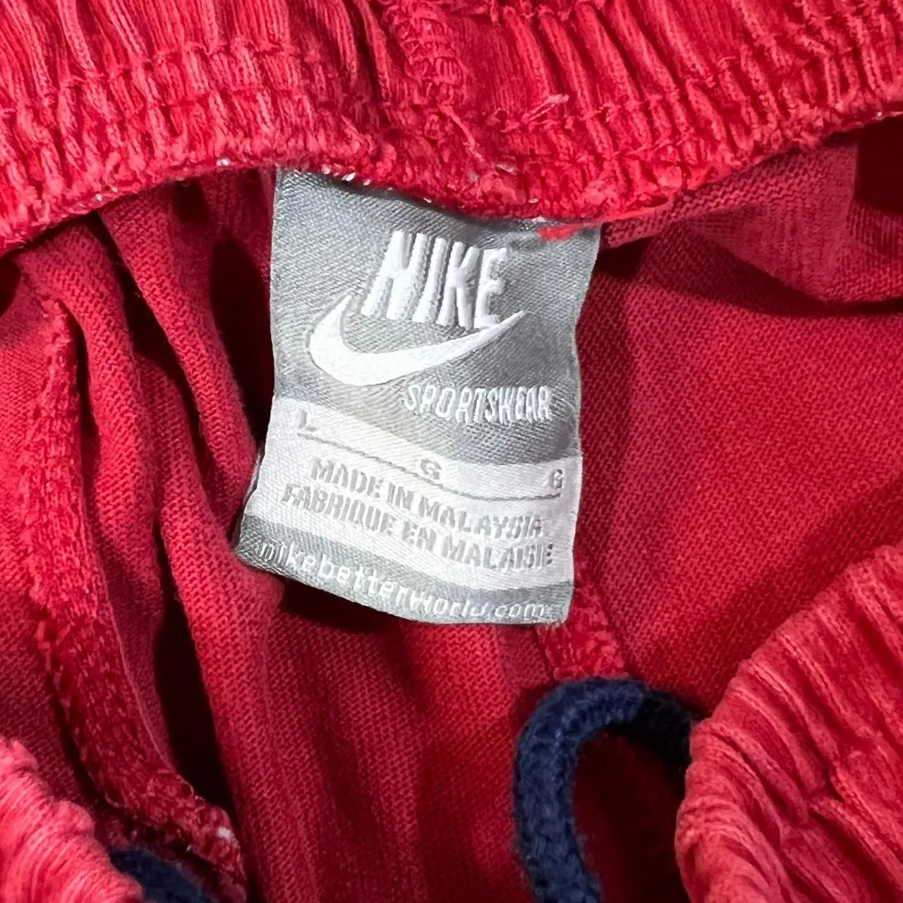NIKE Classic Embroidered Mini Logo Red Sweat Shorts